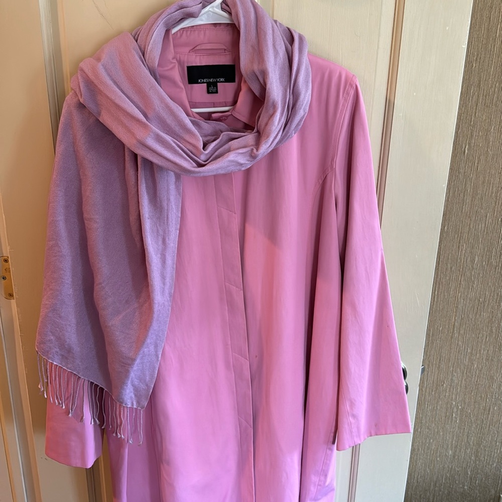 Pink trench size L